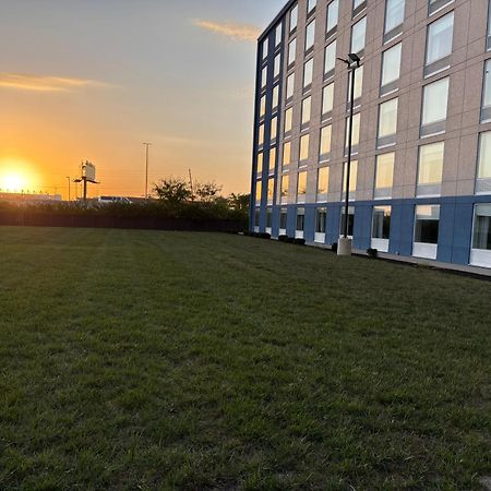 Delta Hotels By Marriott Indianapolis Airport Zewnętrze zdjęcie