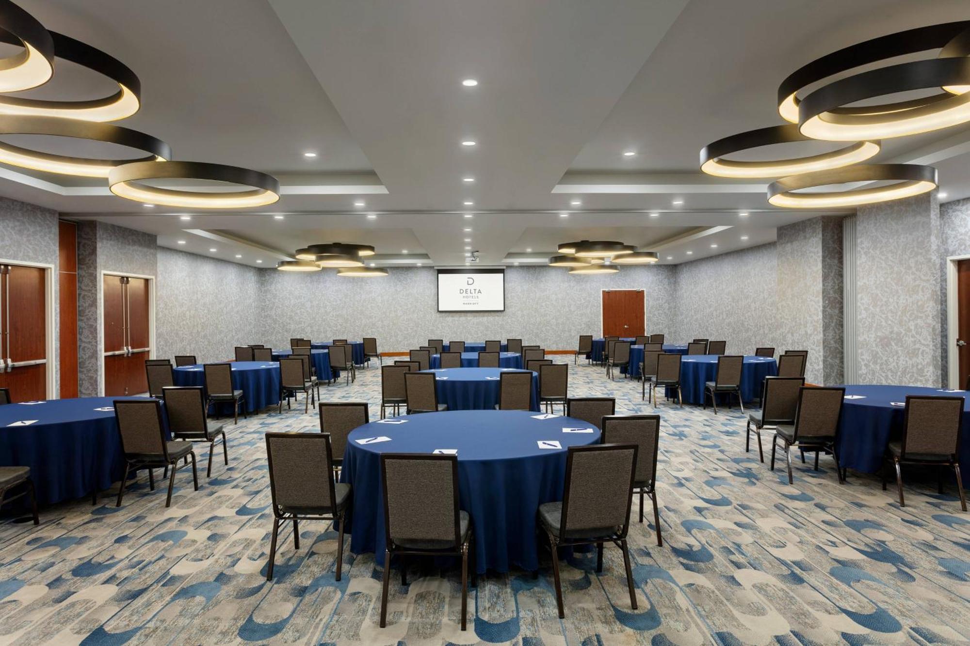 Delta Hotels By Marriott Indianapolis Airport Zewnętrze zdjęcie